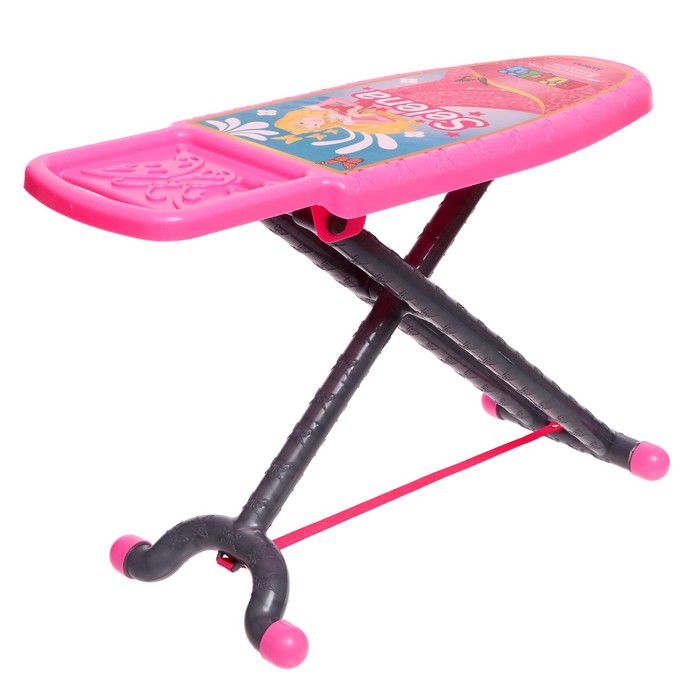 Игровой набор «Гладильный большой», с утюгом и вешалкой 60560