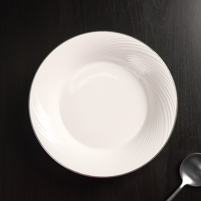 Тарелка фарфоровая глубокая с утолщённым краем Magistro La Perle, 580 мл, d=22 см, цвет белый - фото 1885574655