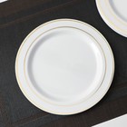 Тарелка пластиковая одноразовая, 19 см, круглая, плоская, цвет белый с золотой каёмкой - Фото 2