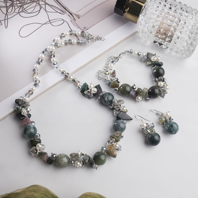 Набор 3 предмета: серьги, бусы, браслет, каменная долина «Яшма зеленая»