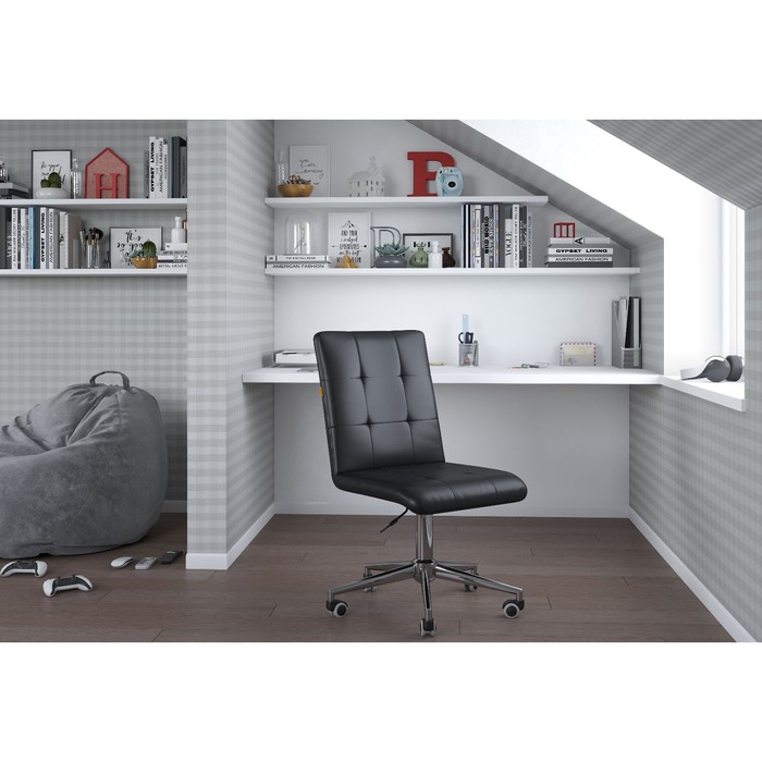 Кресло офисное Chairman 030, без подлокотников, на колёсиках, экокожа, цвет чёрный/хром - Фото 1