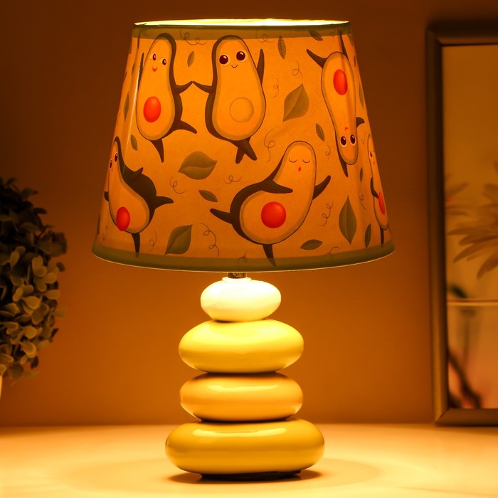 Настольная лампа "Авакадо" Е14 15Вт зеленый 20х20х30 см RISALUX - фото 1928107659