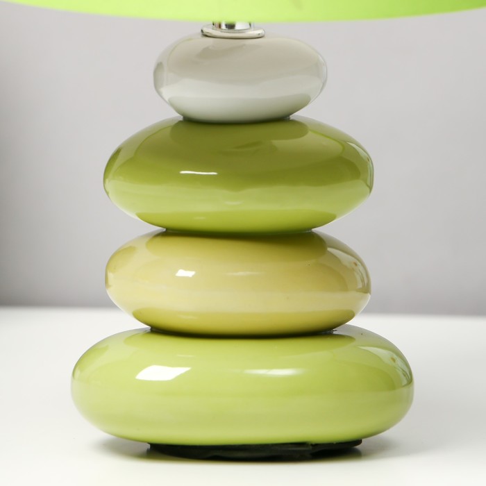 Настольная лампа "Авакадо" Е14 15Вт зеленый 20х20х30 см RISALUX - фото 1928107661