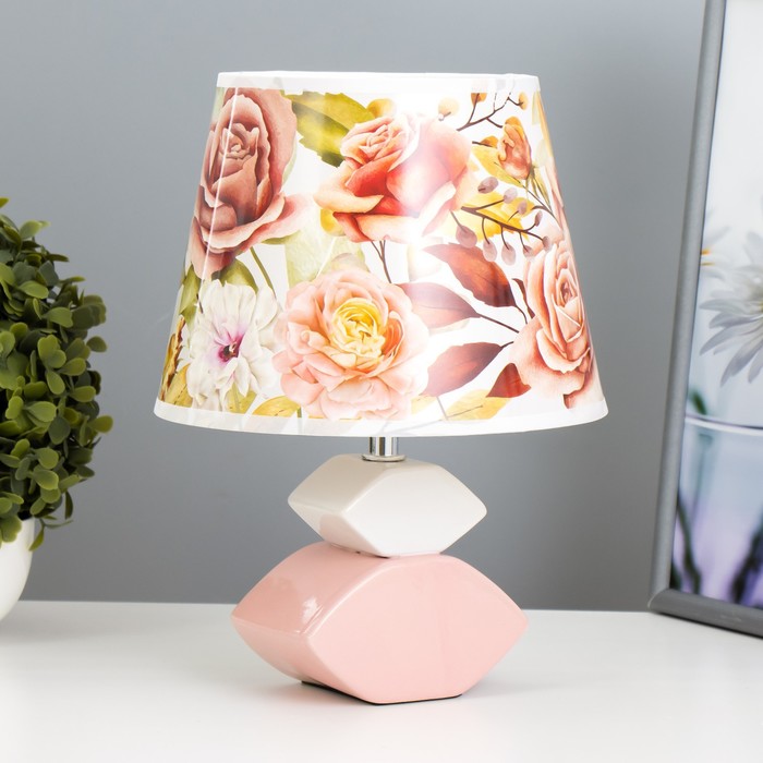 Настольная лампа "Букет" Е14 15Вт розово-белый 20х20х32 см RISALUX - Фото 1