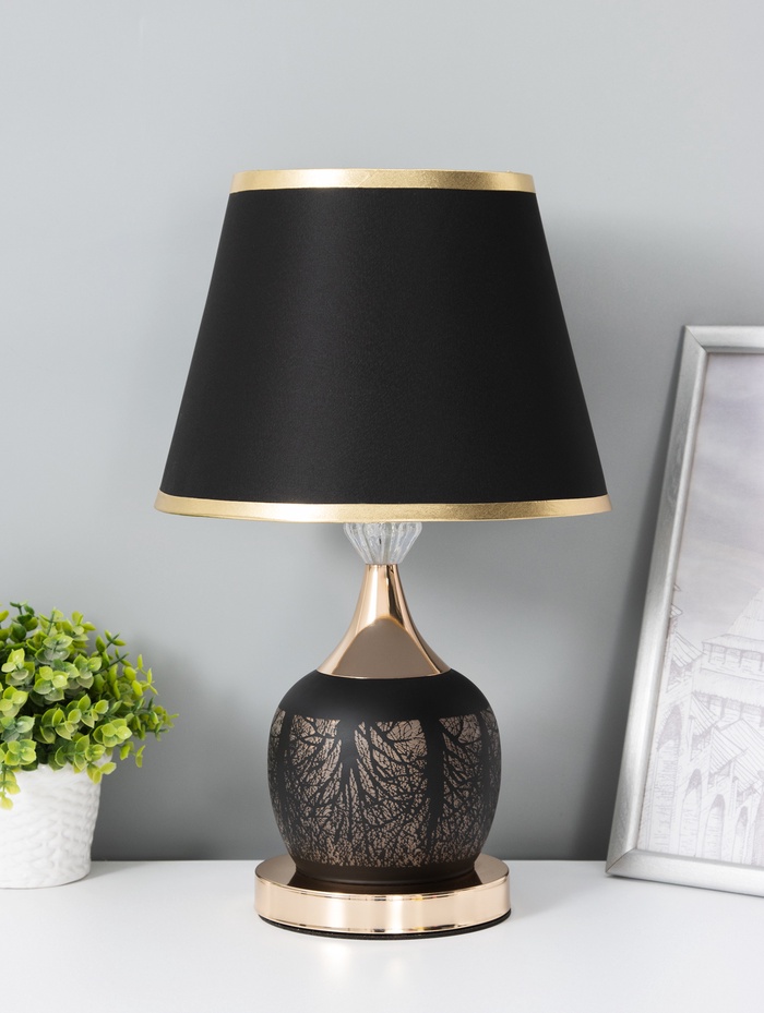 Лампа настольная RISALUX «Моника», Е27, 40 Вт, золотисто-чёрная, 27×27×43 см