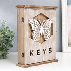 Ключница дерево 6 крючков "Бабочка в шестиграннике" 19,8х6х25 см - фото 42010238