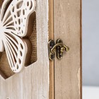 Ключница дерево 6 крючков "Бабочка в шестиграннике" 19,8х6х25 см - фото 42010239