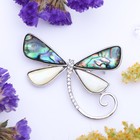 Брошь «Галиотис» стрекоза, закруглённый хвостик, бело-зелёная в серебре - Фото 2