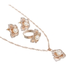 Гарнитур 3 предмета: серьги, кулон, кольцо безразмерное «Цветок жемчуга», цвет белый в золоте - Фото 1