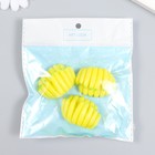 Декор для творчества PVC "Связка бананов" 3х4,4х1,7 см - фото 22087781