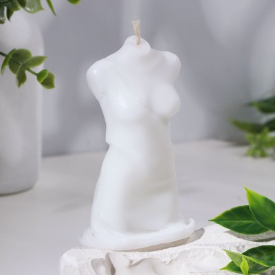 Свеча декоративная «Женский силуэт в море», 6×3.5×10 см, белый