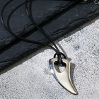 Кулон унисекс «Коготь» острый, цвет серебро на чёрном шнурке, 40 см - фото 6855332