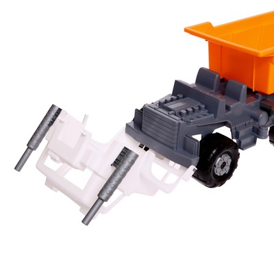 Автомобиль-самосвал «Супергигант»