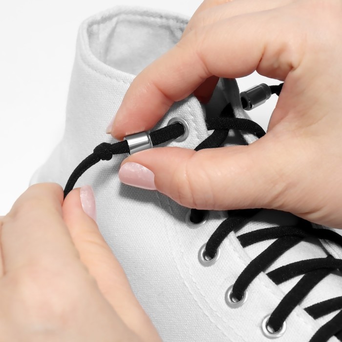 Шнурки для обуви, пара, круглые, с фиксатором, эластичные, d = 5 мм, 100 см, цвет чёрный - фото 1907673040