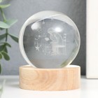 Сувенир стекло подсветка "Мальчик и роза" d=6 см подставка дерево, USB 6,5х6,5х7,5 см (комплект 2 шт) - фото 25274252