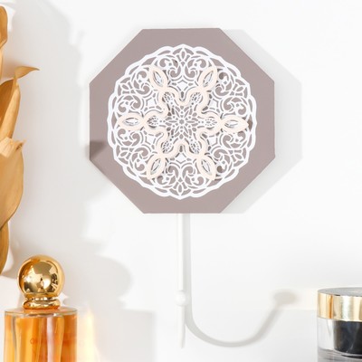 Настенный крючок декоративный «Цветок. Восьмигранник», дерево, 11.6×0.7×20 см