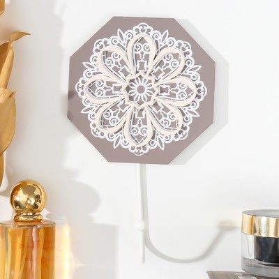 Настенный крючок декоративный «Ажурный цветок. Восьмигранник», дерево, 11.6×0.7×20 см