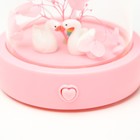 Ночник колба "Два лебедя" LED от батареек 3хААА розовый 9,5х9,5х16 см RISALUX - фото 22117276