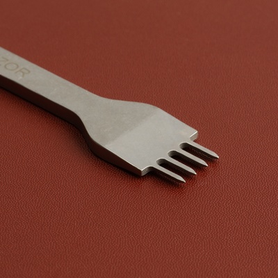 Набор строчных ромбовидных пробойников для кожи, шаг = 4 мм, 4 шт., цвет никель