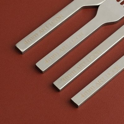 Набор строчных ромбовидных пробойников для кожи, шаг = 4 мм, 4 шт., цвет никель