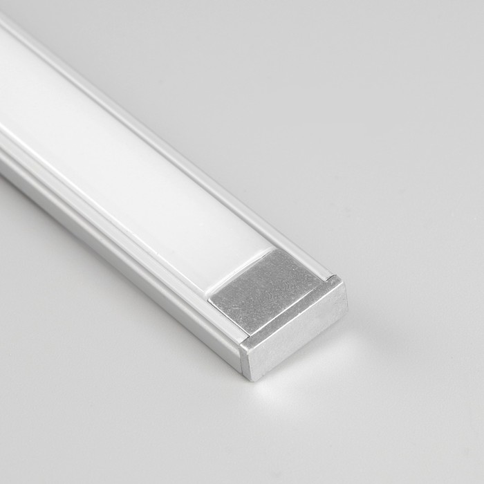 Накладной профиль Uniel для светодиодной ленты, 2 м, 15.2 × 6 мм, матовый рассеиватель, аксессуары - Фото 1