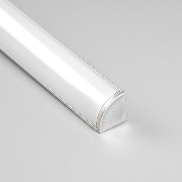 Угловой профиль Uniel для светодиодной ленты, 2 м, 16 × 16 мм, матовый рассеиватель, аксессуары - Фото 1