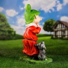 Садовая фигура "Гном с мышкой" 52см - Фото 4