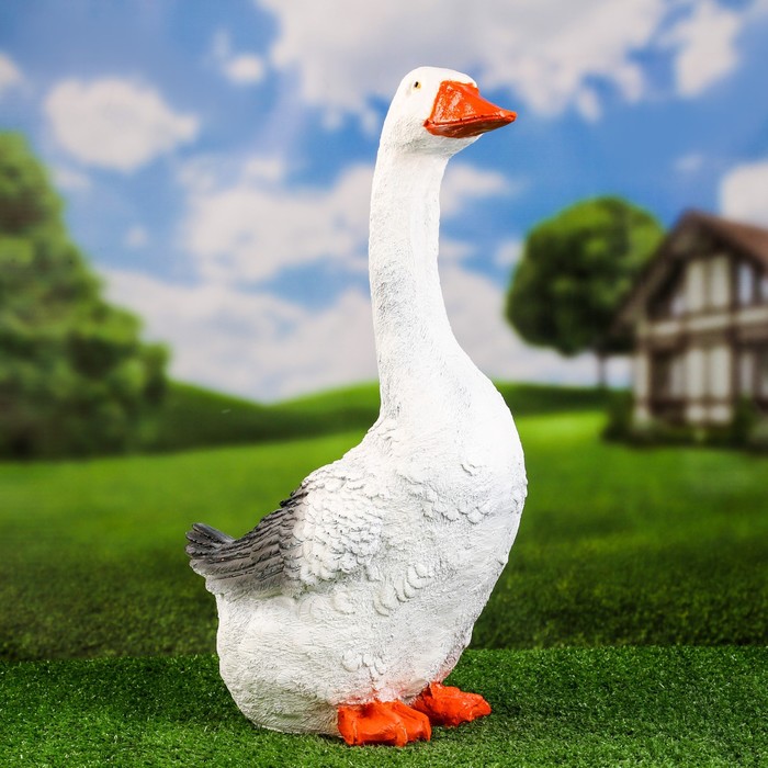 Садовая фигура из полистоуна «Гусь», h=47 см - Фото 1