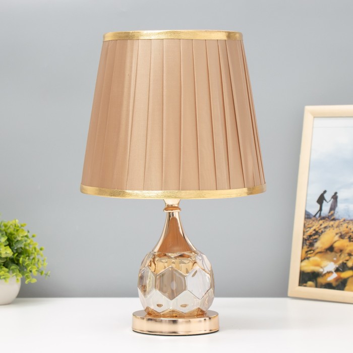 Настольная лампа "Кабошен" 1х40Вт Е27 220В золото 25х25х40 см RISALUX - Фото 1