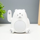 Ночник "Мишка манеки машет лапой" LED 6000К USB АКБ белый 11х9х11см RISALUX - фото 22127835
