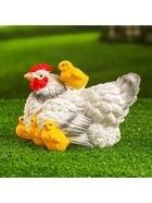 Садовая фигура из полистоуна «Курица белая с цыплятами», 21×16×14 см 9577992