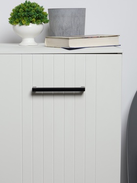 Ручка-скоба CAPPIO SQUARE RSC008, нержавеющая сталь, м/о 160 мм, цвет черный