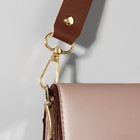 Ручка для сумки из натуральной кожи, регулируемая, с карабинами, 60 ± 2 см × 2,5 см, цвет коричневый/золотой - фото 6875638