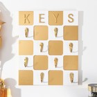 Крючки декоративные дерево "Шахматная доска" бело-золотая 20х3х25 см - фото 2759971