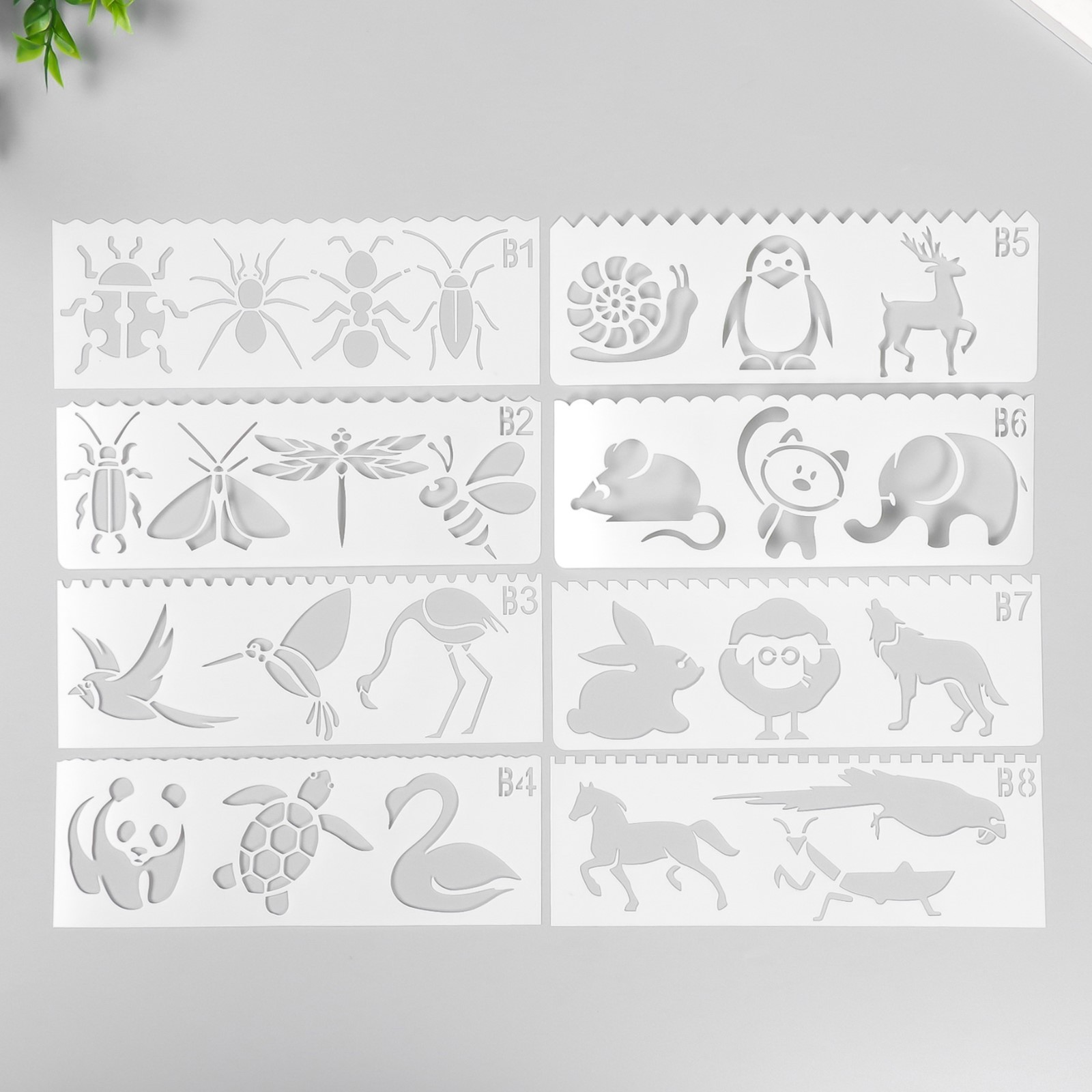 Трафарет с фигурным краем "Животный мир" набор 8 шт 17х6 см (9294154 ...