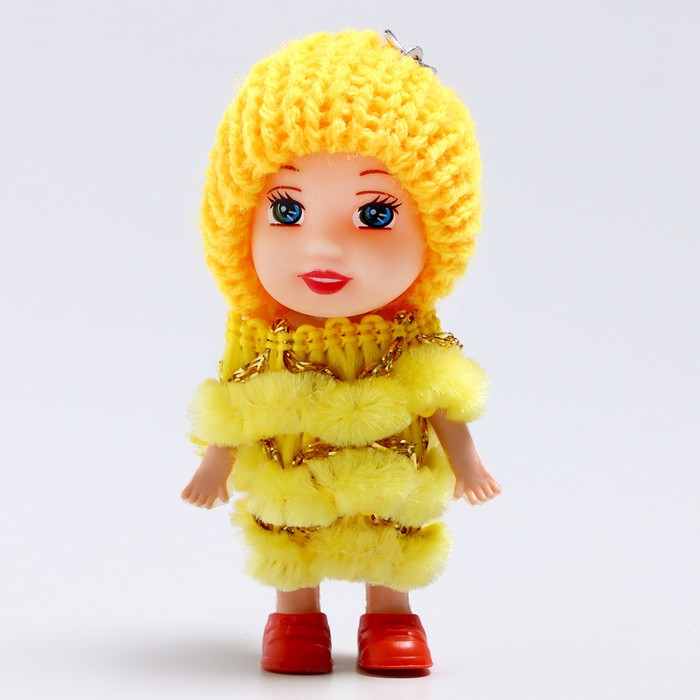 Кукла в шапочке и шарфе, 3 х 3 х 7 см, цвета микс - фото 1909159047