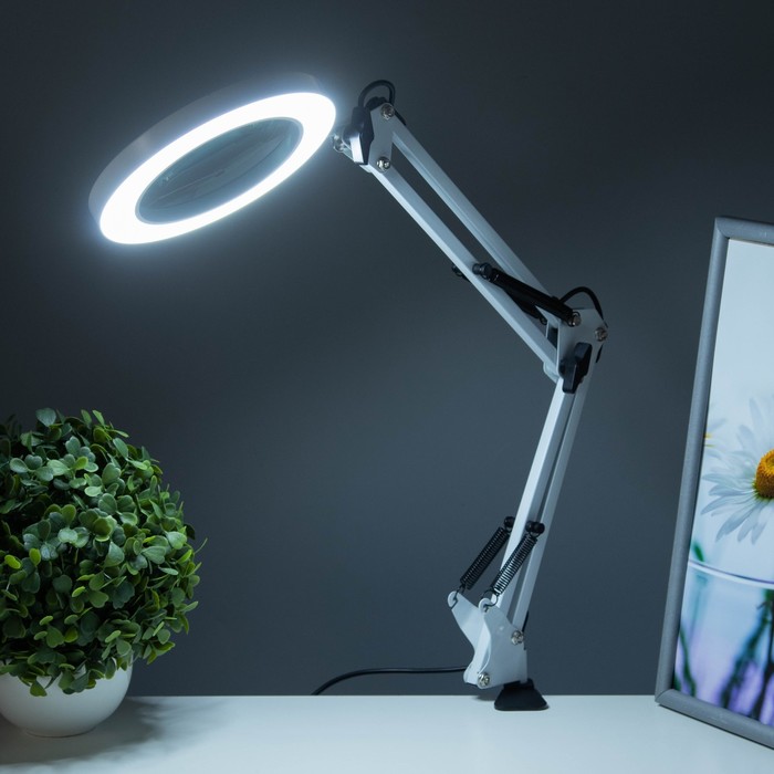 Настольная лампа на струбцине с лупой 5х "Омега" LED 5Вт 3000-6000К белый 16х16х71см 9468717