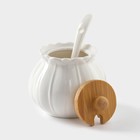 Набор фарфоровый сервировочный BellaTenero «Тюльпан», 4 предмета: молочник 200 мл, сахарница с крышкой 170 мл, бамбуковая подставка, ложка, белая - Фото 5