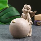 Фигура "Ангел с шаром" слоновая кость, 13х11х9см 9544802 - фото 16286097
