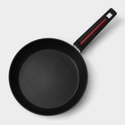 Сковорода Magistro Flame, d=26 см, h=4.9 см, ручка soft-touch, антипригарное покрытие, индукция, кованый алюминий, чёрная - Фото 3