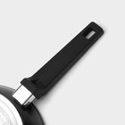 Сковорода Magistro Flame, d=26 см, h=4.9 см, ручка soft-touch, антипригарное покрытие, индукция, кованый алюминий, чёрная - Фото 5