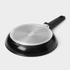 Сковорода Magistro Flame, d=26 см, h=4.9 см, ручка soft-touch, антипригарное покрытие, индукция, кованый алюминий, чёрная - Фото 6