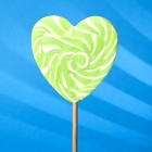 Карамель на палочке 'Лолли сердце двухцветное' 70г зелёное - фото 319415413