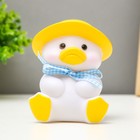 Ночник "Утёнок" LED от батареек жёлтый 7х8,5х11 см RISALUX - фото 22174743