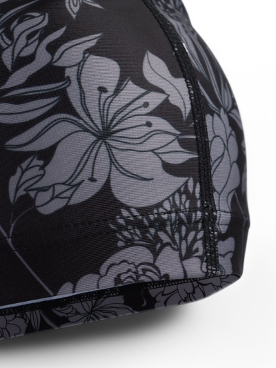 Шапочка для плавания взрослая ONLYTOP Flowers, тканевая, обхват 54-60 см