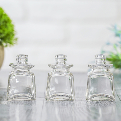 Набор ваз 3 шт "Жанетта" подвесная, капля-кубик 6х4 см, d нар.=1.5см, d внутр.=0,7мм