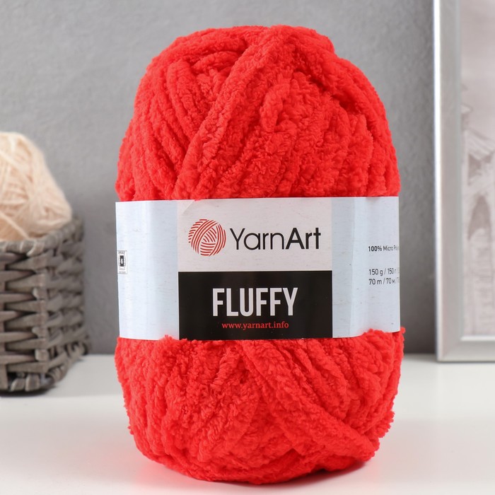 Плюшевая пряжа для вязания спицами, крючком YarnArt Fluffy, 100% микрополиэстер, 70 м/150 г, (723 красный) - Фото 1