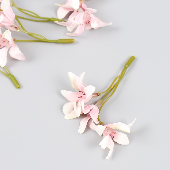 Цветы для декорирования "Лилейник" розовый 8,5 см
