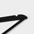 Плечики - вешалки с антискользящей перекладиной Доляна, 43×23 см, 3 шт, цвет чёрный - Фото 4