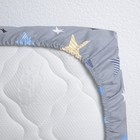 Простынь на резинке «Звезды серые», размер 60х120 см, цвет серый - Фото 4
